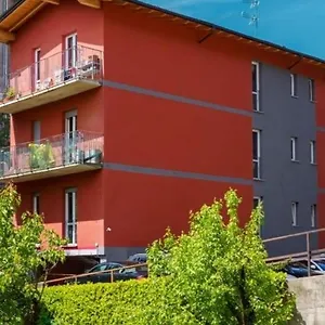 The Orange Housing In , Côme Italia