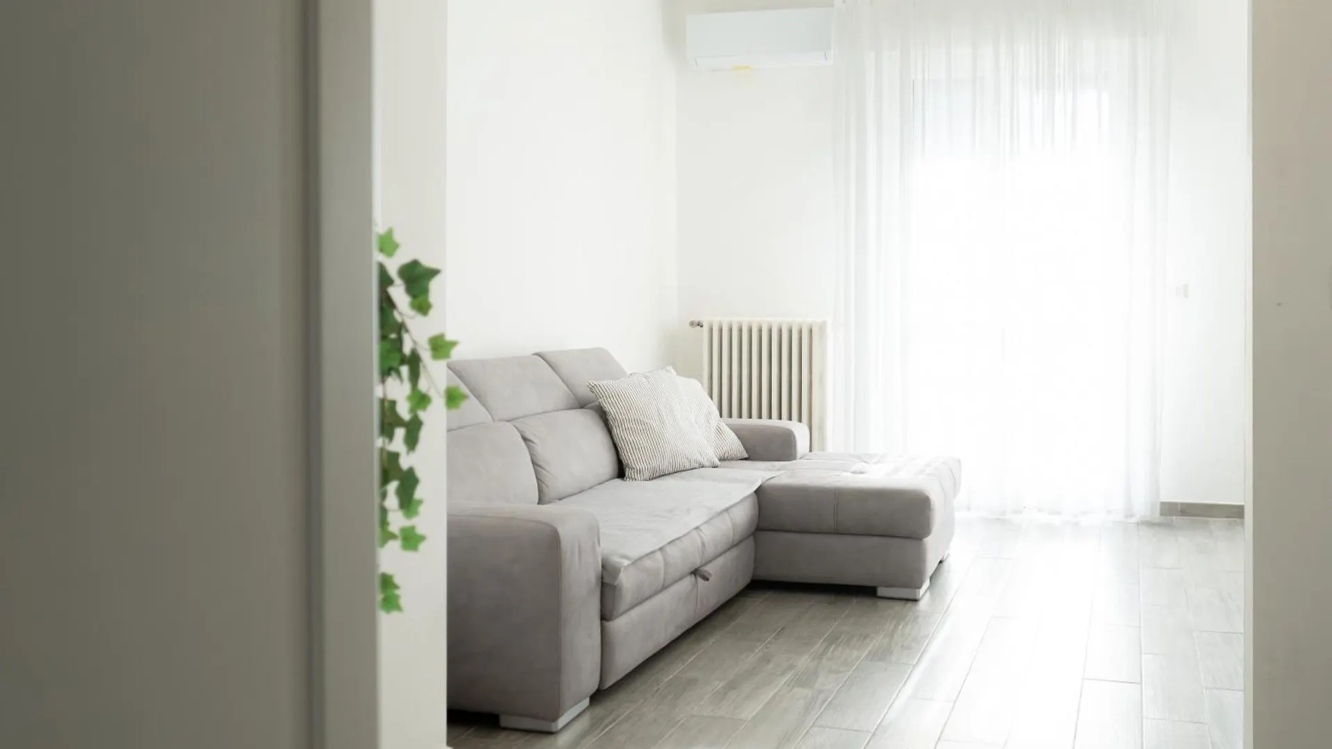 Appartamento 10Min Rhofiera & Sansiro - 5Min Metro - Ac - Freeparking Milano